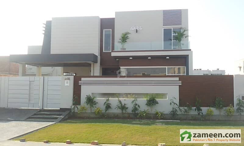 1 Kanal Brand New Gorgeous Bungalow For Sale