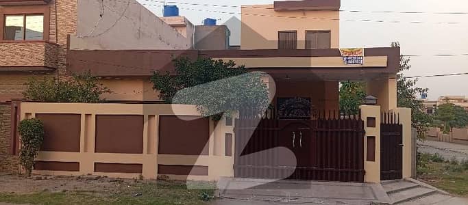 12.50 single story house for sale Facing park