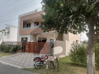 House Of 15 Marla Is Available In Contemporary Neighborhood Of Wapda City