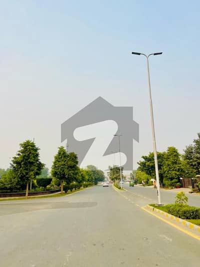 Prime Location Reasonable Price 10 Marla Plot In Lake City Lahore