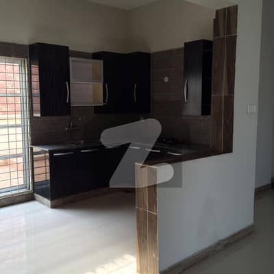 Upper Portion 1 Kanal Available For Rent