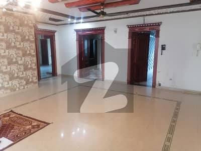 2 Kanal Upper Portion Available For Rent