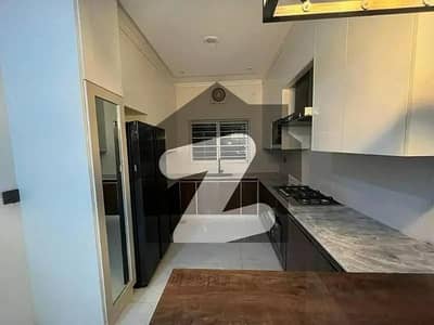 13 MARLA GROUND FLOOR AVAILABLE FOR RENT