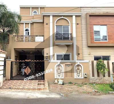 5-Marla Brand New Classical House For Sale In Khayaban e Aim Lahore