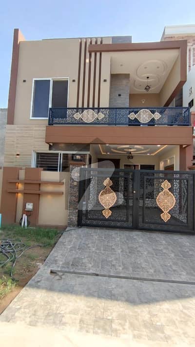 5 Marla Luxury House Available For Living In Sector G
