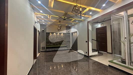 30x60 Designer House for sale in G-15/4 Islamabad