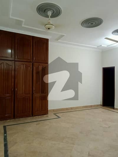 14 marla neat upper portion for rent in psic society near lums dha lhr