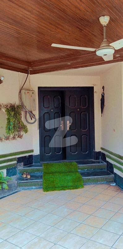 1 Kanal Well Maintained Beautiful House Is For Sale In Q Block Phase 2 DHA Lahore
