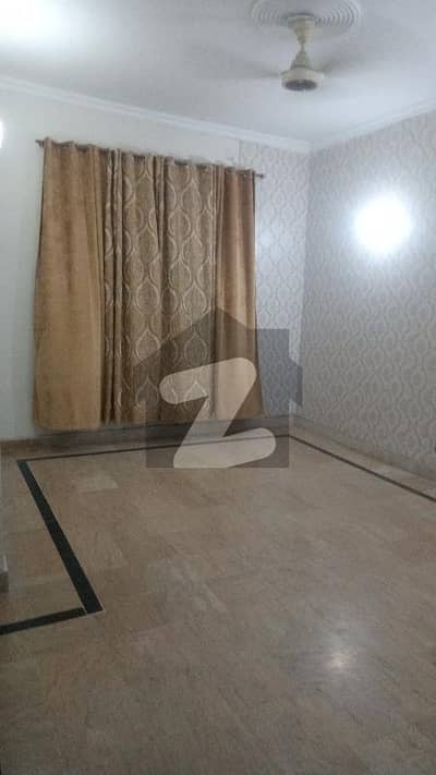 Ideal House In Lahore Available For Rs. 200000
