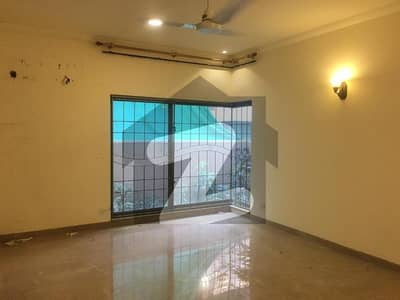 We Offers Like Brand New 01 Kanal House For Rent