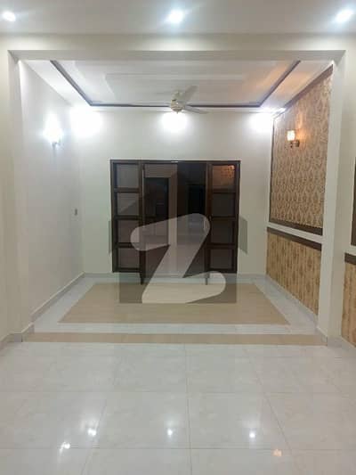 نشیمنِ اقبال فیز 1 نشیمنِ اقبال,لاہور میں 7 کمروں کا 10 مرلہ مکان 3.7 کروڑ میں برائے فروخت۔