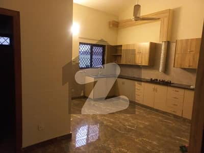 F-11 House 500Syd 5Beds for rent