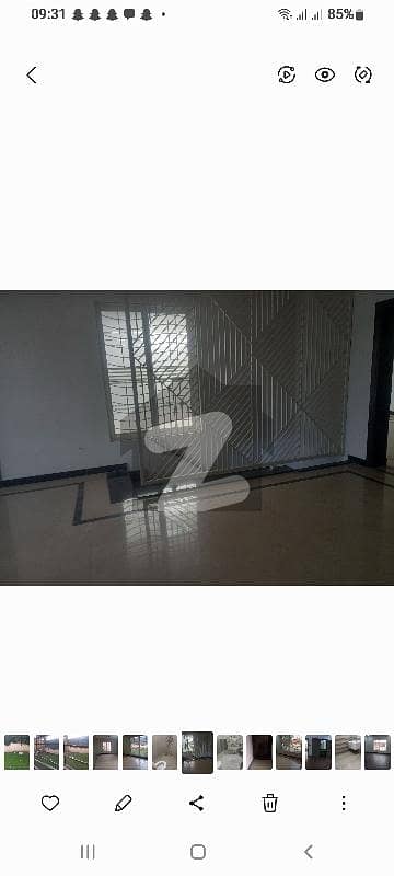 F10 Size 600 Marble Flooring Upper Portion 2beds Rent 1lac Small Family Location Good