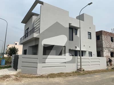 DHA 9 TOWN 5 MARLA BRAND NEW LUXURY HOUSE AVAILABLE FOR RENT
