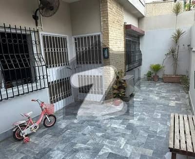 300 SQ YARD Corner House For Sale In Gulshan E Iqbal Block 11