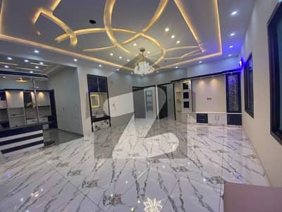 رفیع پریمیر ریذیڈنسی سکیم 33,کراچی میں 3 کمروں کا 8 مرلہ فلیٹ 1.8 کروڑ میں برائے فروخت۔