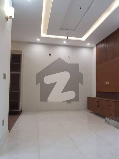 10 Marla like Brand New House Available For Rent Iqbal Block Bahria Town Lahore