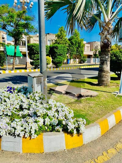 10 Marla Facing Park Possession Plot For Sale In Dreams Gardens Lahore