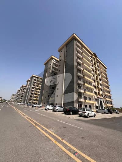 3Bed DD Flat For Sale At Top Floor In G+9 Building 2750 Sq Feet Askari 5 - Sector J