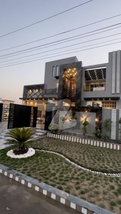 Super Luxury Ultra Modern 1 Kanal House For Sale