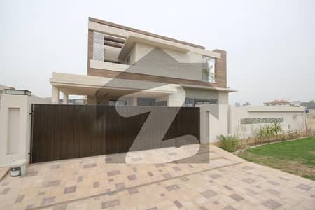 one kanal Old house available phase 3