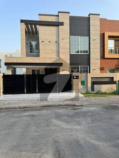 10 Marla Brand New House For Sale In Dha Rahbar Lahore