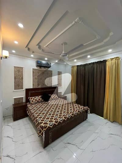 10 Marla House For Rent Upper Portion In M-Block Khayaban e Amin Society Lhr