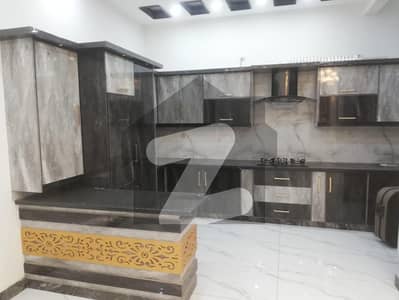 COMMERCIAL PORTION FOR RENT 5 BIG ROOMS 3BATH ROOMS OPEN KITCHEN GROUND FLOOR SEPARATE ENTRANCE WARE HOUSE/ OFFICE WORK/SILENT COMMERCIAL PURPOSES BLOCK 13A NEARBY HASAN SQUARE GULSHAN E IQBAL