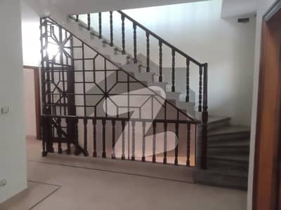 3 BED HOUSE FOR RENT IN JOHAR TOWN