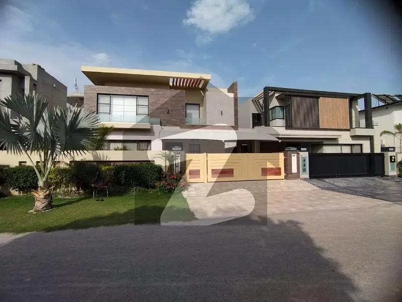 1 Kanal Slightly Use Modern House For Sale DHA Phase 6 Lahore