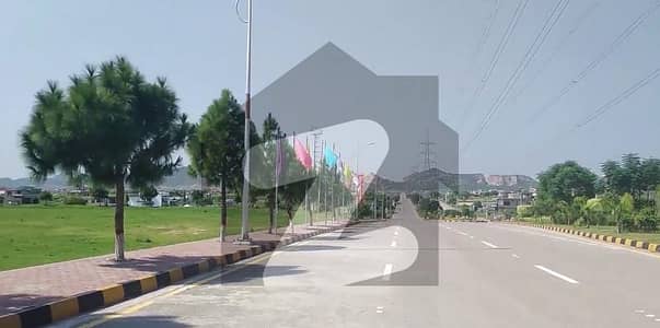 PLOT AVAILABLE FOR SALE C-1 BLOCK SIZE 9 MARLA IN MULTI GARDENS B-17 ISLAMABAD