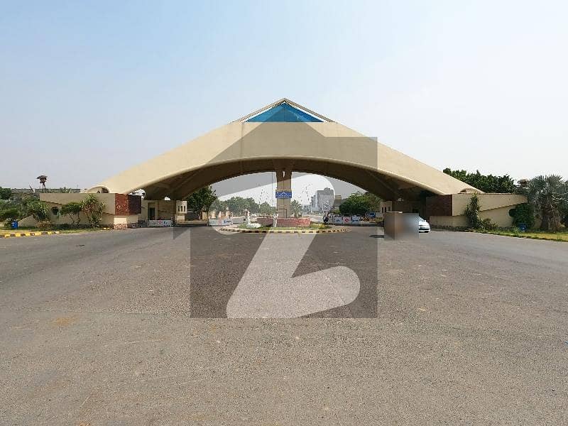 5 Marla Facing Park Possession Plot For Sale In C Block - Khayaban E Amin