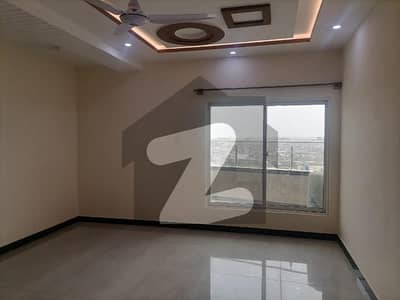 ناصر باغ روڈ پشاور میں 3 کمروں کا 7 مرلہ فلیٹ 1.4 کروڑ میں برائے فروخت۔