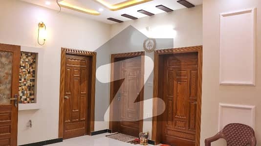 ریگی ماڈل ٹاؤن فیز 4 ریگی ماڈل ٹاؤن,پشاور میں 8 کمروں کا 5 مرلہ مکان 2.4 کروڑ میں برائے فروخت۔
