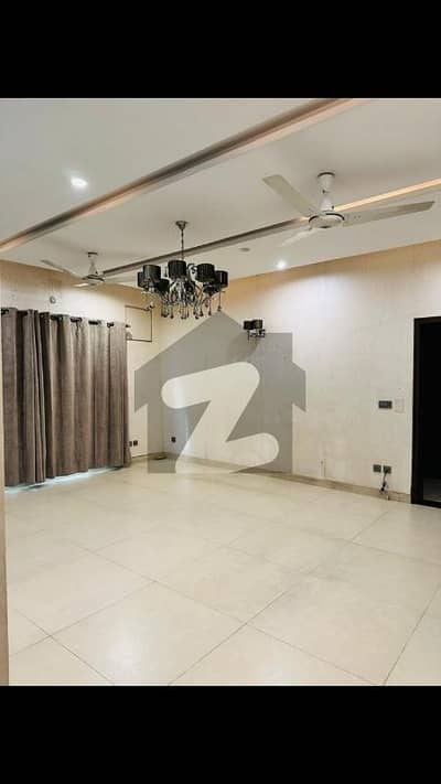 ڈی ایچ اے فیز 4 ڈیفنس (ڈی ایچ اے),لاہور میں 2 کمروں کا 1 کنال زیریں پورشن 1.25 لاکھ میں کرایہ پر دستیاب ہے۔