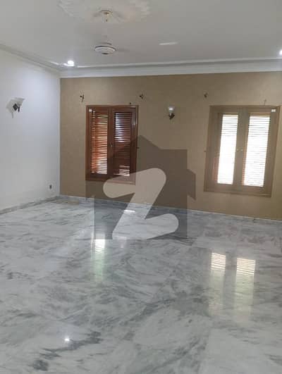 500 YARDS HOUSE FOR RENT IN DHA PHASE 8 KARACHI.