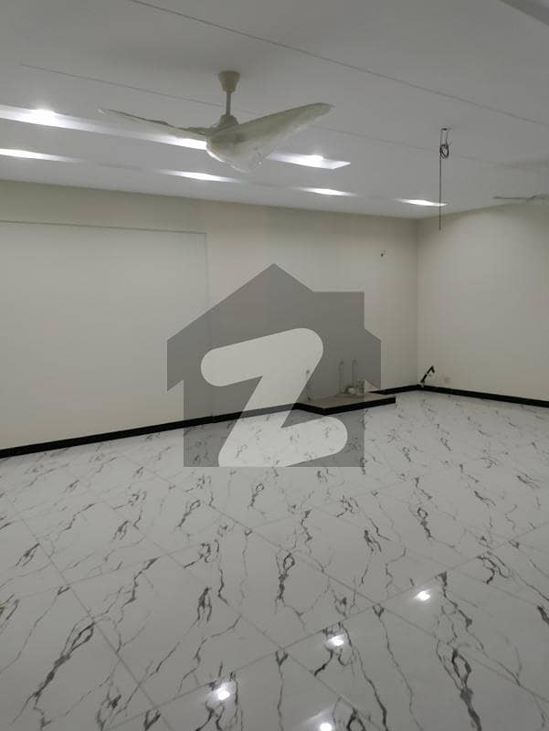 شاہراہِ فیصل کراچی میں 8 کمروں کا 12 مرلہ مکان 5.0 لاکھ میں کرایہ پر دستیاب ہے۔ شاہراہِ فیصل کراچی میں 8 کمروں کا 12 مرلہ مکان 5.0 لاکھ میں کرایہ پر دستیاب ہے۔