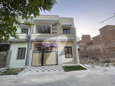 ال-رحیم ٹاؤن بہاولپور میں 4 کمروں کا 4 مرلہ مکان 85.0 لاکھ میں برائے فروخت۔