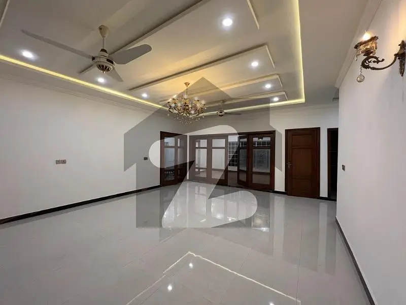 Top Class With Separate Entrance 2 Kanal Upper Portion At Top Location With All Basic Amenities Available For Rent In DHA Phase 2