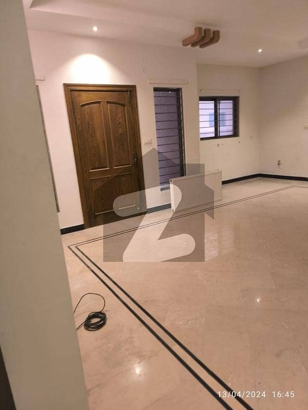 1 kanal Ground+basement for Rent 1 kanal Ground+basement for Rent