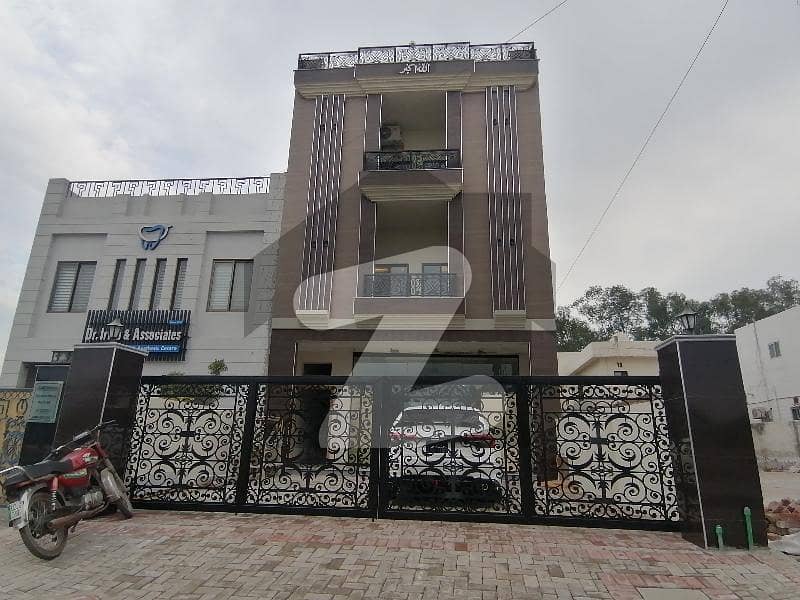 800 Square Feet Flat Up For Rent In LDA Avenue