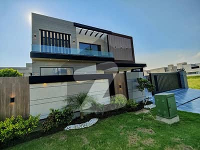 One Kanal Luxury Ultra-Modern Design Most Beautiful Bungalow For Sale