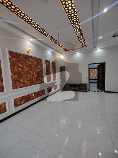 پیراگون سٹی ۔ وُوڈز بلاک پیراگون سٹی,لاہور میں 3 کمروں کا 5 مرلہ مکان 2.3 کروڑ میں برائے فروخت۔