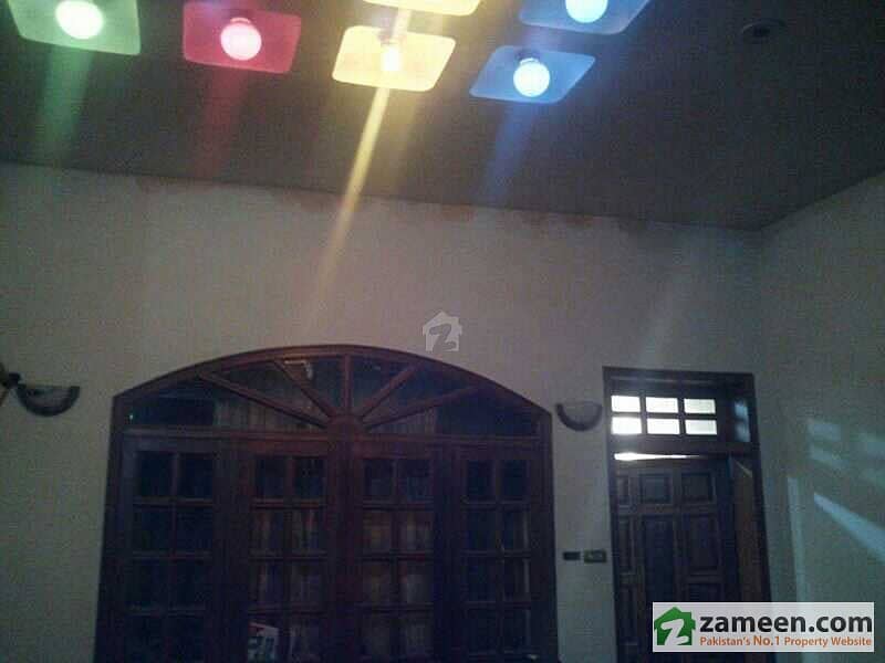 1 Kanal Semi Commercial House Situated At Davis Road 1 Kanal Semi Commercial House Situated At Davis Road