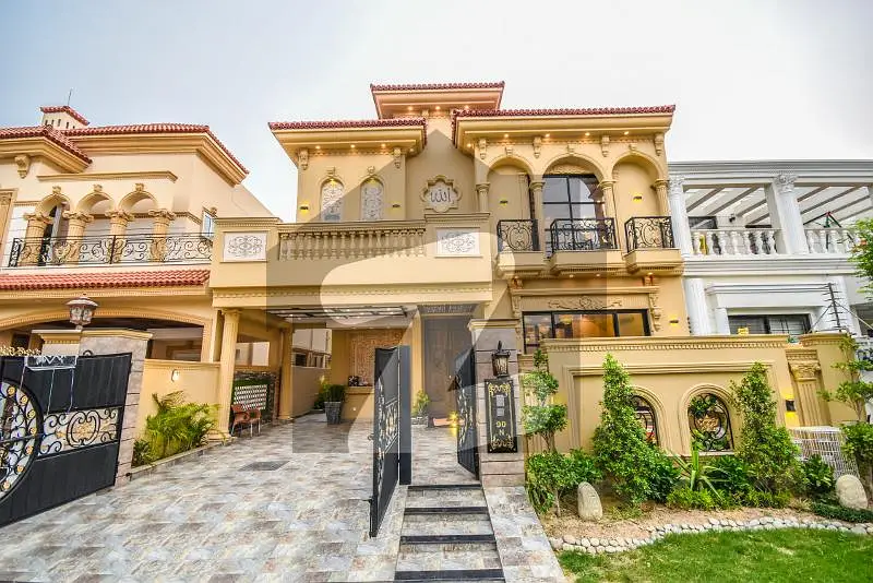 Park Side Perfection 8 Marla Royal Class Spanish Villa Near Park Available For Sale In DHA 9 Town