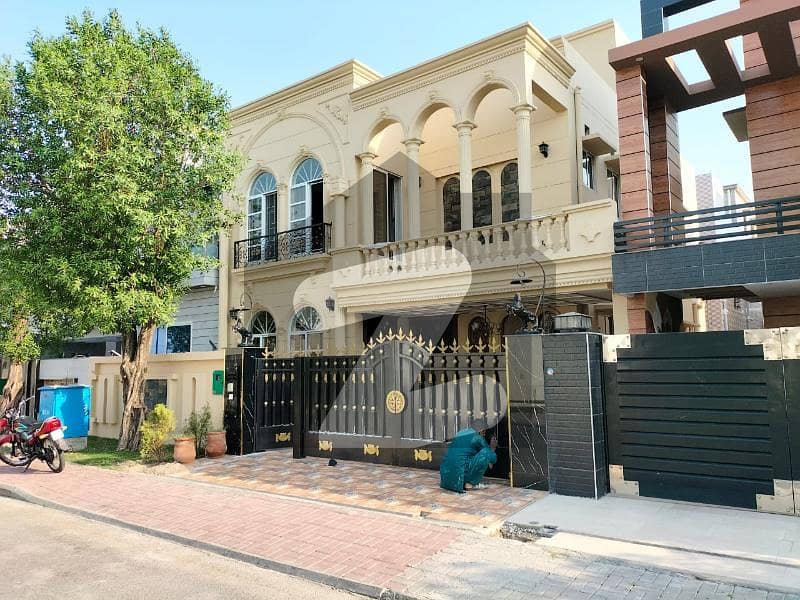 10 Marla Brand New House For Sale In Bahria Orchard -Block Central District Phase 1 Bahria Orchard Raiwind Road Lahore 10 Marla Brand New House For Sale In Bahria Orchard -Block Central District Phase 1 Bahria Orchard Raiwind Road Lahore