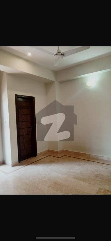 Apartment Available for rent in E11/2 northern strip Apartment Available for rent in E11/2 northern strip