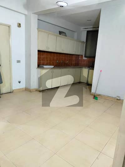 3 bedroom Unfurnished Apartment Available For Rent in E-11/4