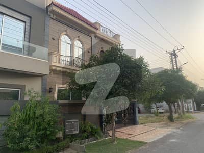 ڈی ایچ اے 11 رہبر فیز 2 - بلاک جی ڈی ایچ اے 11 رہبر فیز 2,ڈی ایچ اے 11 رہبر,لاہور میں 3 کمروں کا 5 مرلہ مکان 2.25 کروڑ میں برائے فروخت۔ ڈی ایچ اے 11 رہبر فیز 2 - بلاک جی ڈی ایچ اے 11 رہبر فیز 2,ڈی ایچ اے 11 رہبر,لاہور میں 3 کمروں کا 5 مرلہ مکان 2.25 کروڑ میں برائے فروخت۔