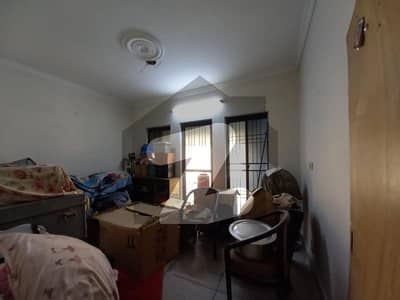 جوہر ٹاؤن فیز 2 جوہر ٹاؤن,لاہور میں 3 کمروں کا 8 مرلہ مکان 2.6 کروڑ میں برائے فروخت۔